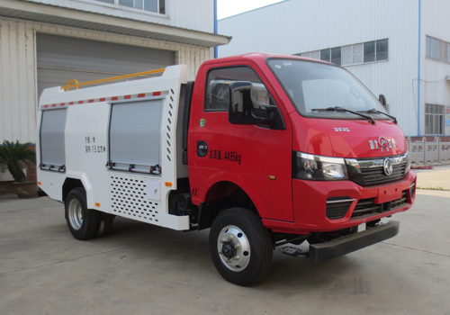 東風(fēng)途逸單排四驅(qū)1.5噸灑水車