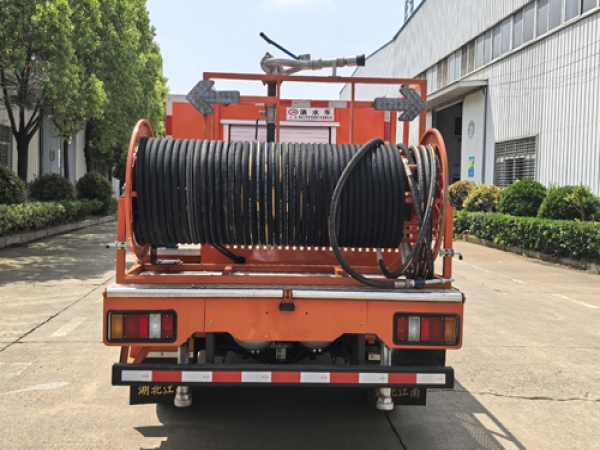 華神單排四驅(qū)1.1方灑水車
